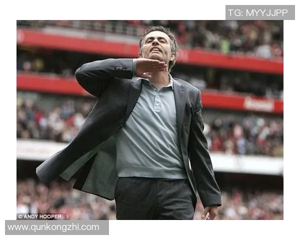 利拉德赛场小动作引发热议球迷热议他是否故意挑衅对手