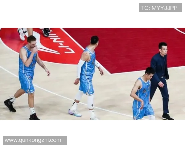 篮网因违规行为遭重罚并宣布多名球员停赛处理